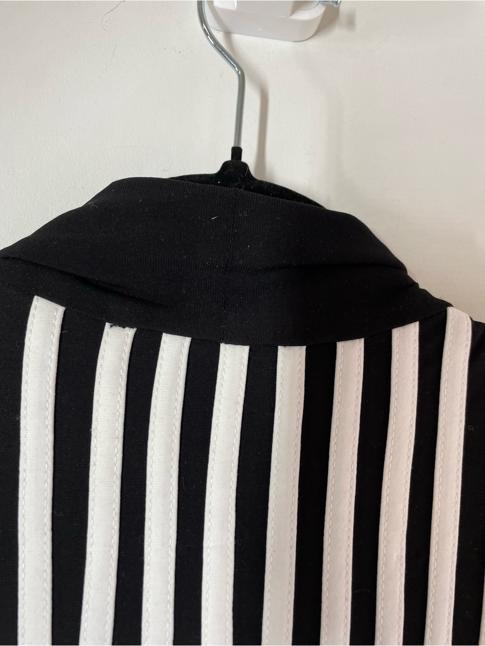 Joseph Ribkoff Black White Striped Open Front Cardigan Minimalist Jacket Size 10 - Picture 9 of 12